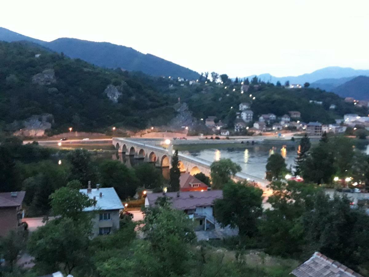 Apartman Dan & Noc Višegrad Exteriör bild